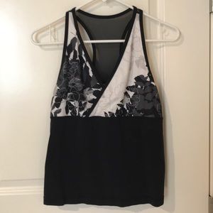 Lululemon athletic top